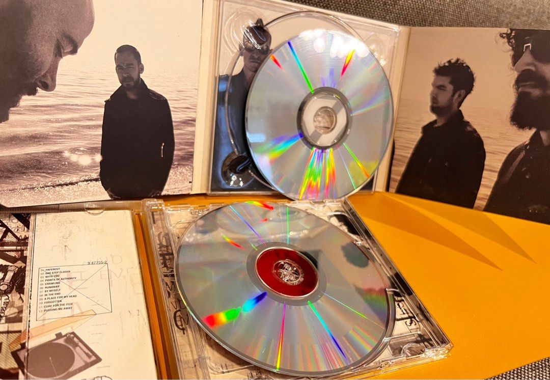 Linkin Park CD duo (Category: CDs & DVDs) located in Quezon City. Submitted by junkstar2020 (Listing ID 1413945412, Image 3). Description: Collectors items Hybrid Theory special edition dbl disc Minutes to Midnight.