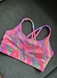 (Category: ) located in . Submitted by ythriftstore (Listing ID 1413911358, Image 1). Description: .