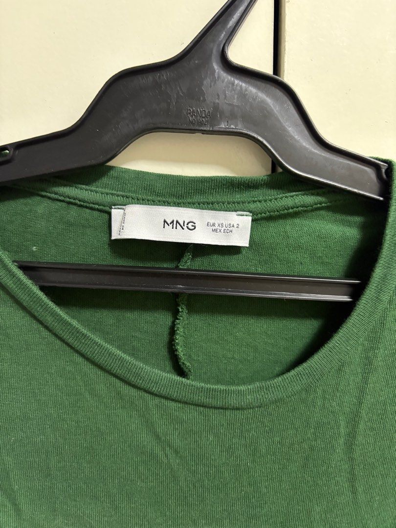 Mango Dress (Category: Dresses) located in Rizal. Submitted by tiny_tidy (Listing ID 1413867959, Image 2). Description: .