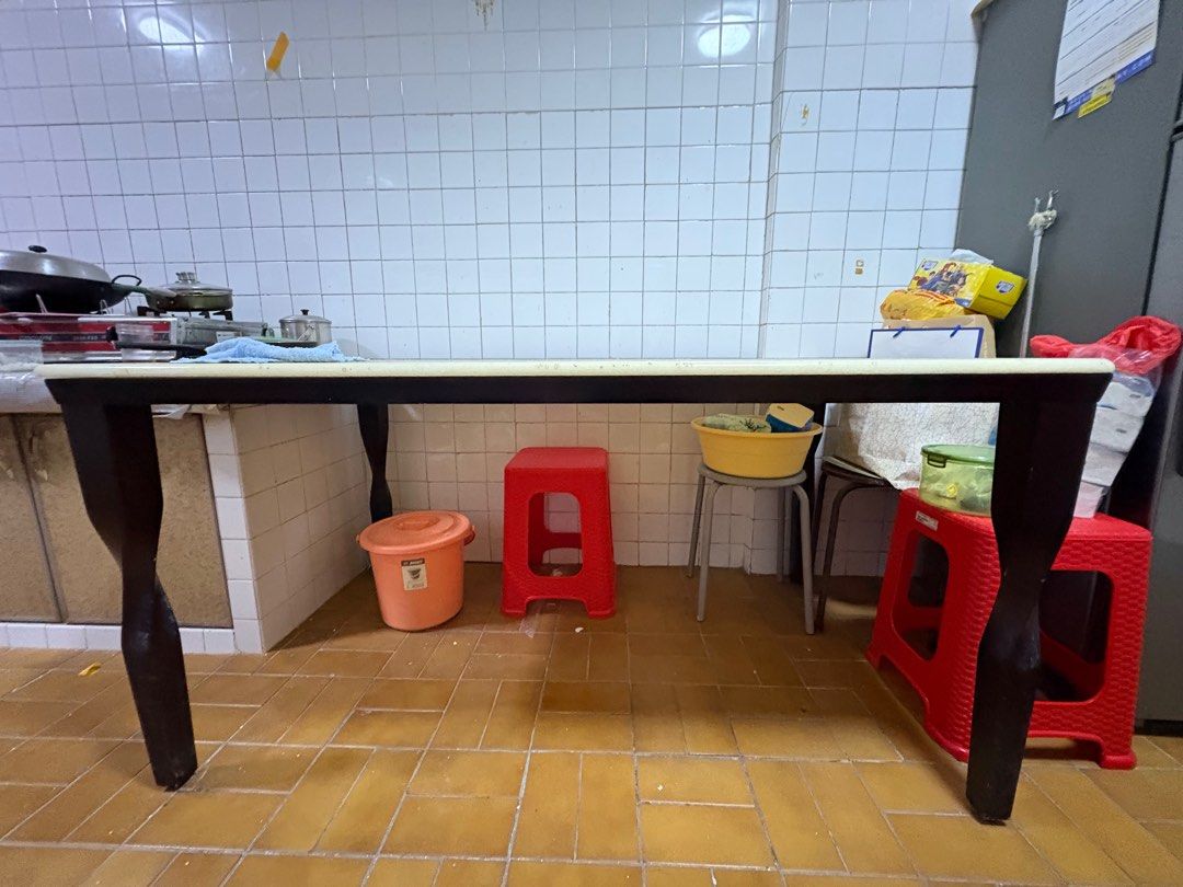 Marble dining table (Category: Tables & Sets) located in Singapore. Submitted by str4rxy (Listing ID 1414004530, Image 2). Description: qyop! but will accept your price if reasonable length: 150cm width: 90cm height: 73cm only self collect 350105 @ potong pasir ave 1 .
