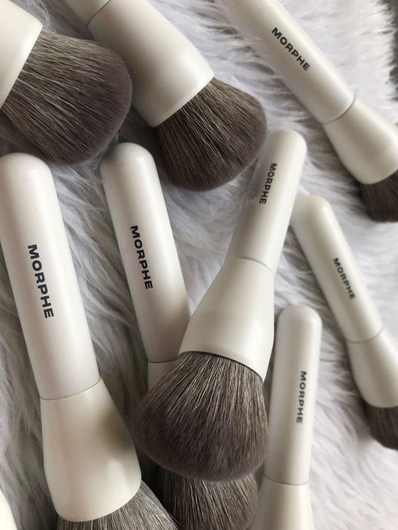 Morphe Foundation Brush (Category: Makeup) located in Quezon City. Submitted by beautynglamph (Listing ID 1413934733, Image 3). Description: WHAT IT DOES: Applies, builds, and blends foundation BEST FOR: Foolproof, seamless coverage BRUSH DENSITY: Dense USE WITH: Powders, creams, and liquids TECHNIQUES: Pressing and buffing The plush surface of the M104 Domed Foundation Brush fans out on contact, making it a one-and-done favorite essential for an