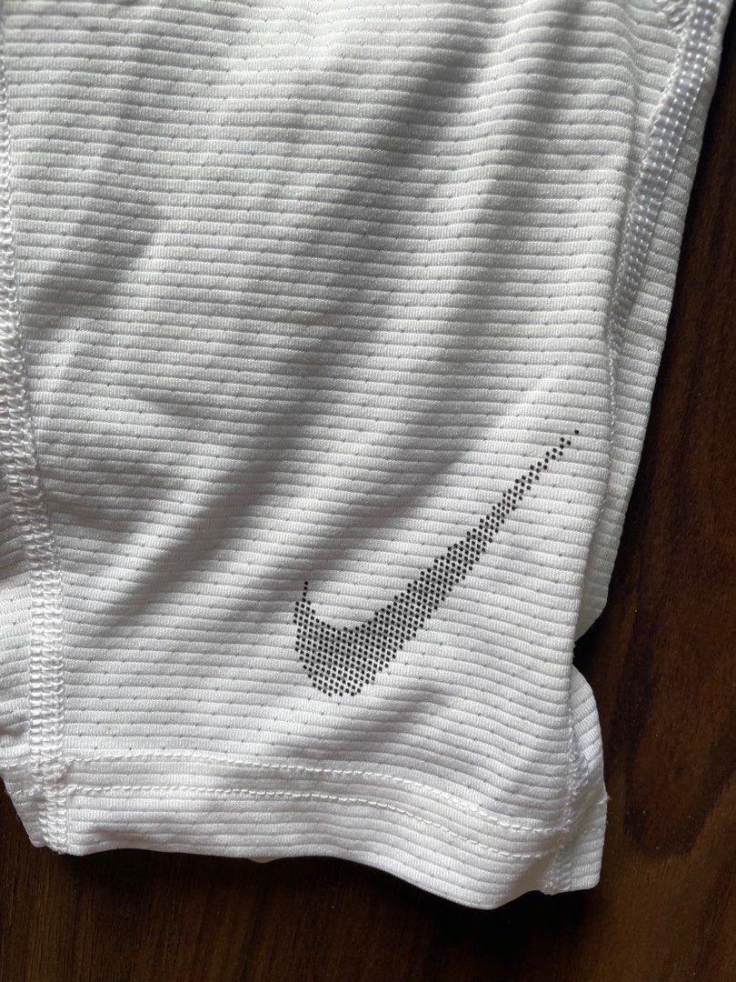 Nike white compression pants small (Category: Activewear) located in Quezon City. Submitted by andreaaa_______ (Listing ID 1413933008, Image 2). Description: used 1-2 times only waistband not stretched second hand manage expectations measurements in photos.