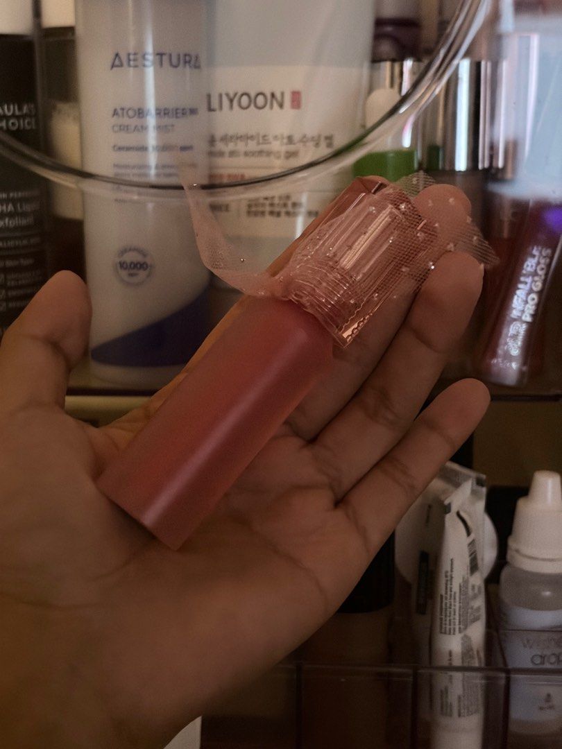 Peripera Water Bare Tint - Buying Pink #15 (Category: Makeup) located in Rizal. Submitted by van11160331 (Listing ID 1414038738, Image 3). Description: please free me from this lip tint T—T rfs: doesn’t suit my warm complexion huhu Tried twice, like 98% full 98% full op: 700ish.