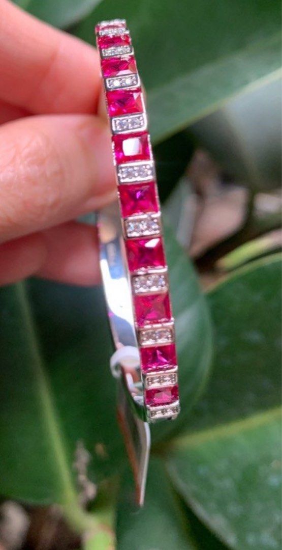 ruby tennis bangle PASSED DIAMOND TESTER PT950 (Category: Bracelets) located in Angeles City. Submitted by aaajaaaded (Listing ID 1413867375, Image 3). Description: FIRM PRICE PLUS SF VIA G PAYMENT FIRST .