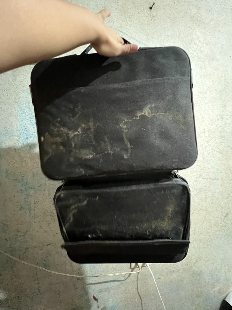 SAMSONITE LAPTOP BAG (Category: Laptop Bags & Sleeves) located in Pasig City. Submitted by hazzelle.co (Listing ID 1413940156, Image 2). Description: RFS: Decluttering 16inch laptop. Ships Nationwide. .