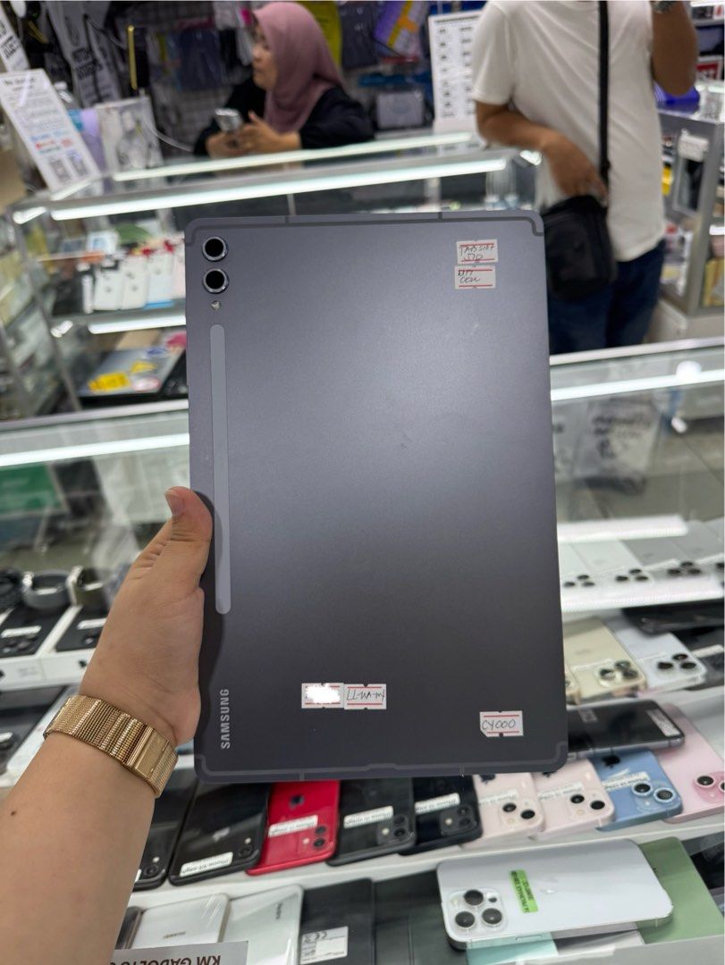 Samsung Tab S10+ 512gb 5G No issue All working (Category: Android) located in San Juan City. Submitted by javedsgadgetshop (Listing ID 1413996225, Image 1). Description: INSTALLMENT OPTIONS : SPAY LATER / GGIVES / CREDIT CARD! WE BUY AND SELL SO PWEDE MAGBINTA OR SWAP ! Quick Specs : 💵 Samsung Tab S10+ 5G •512gb •NTC Variant •Good batt health •Factory Unlock •97% Smoothness •No hidden issue | No Repaired •100% Authentic | Not Refurbished •w/ OEM