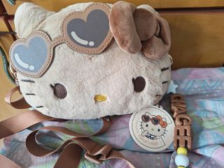 (Category: ) located in . Submitted by iloveizonee (Listing ID 1413906899, Image 1). Description: .