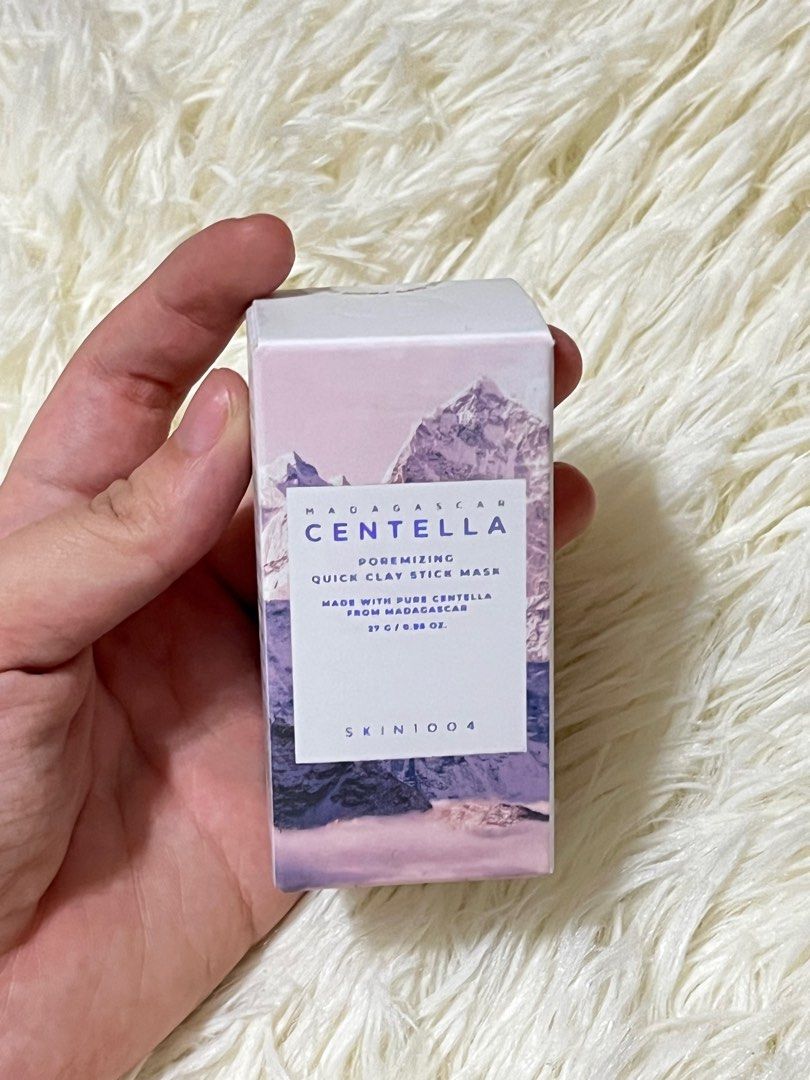 Skin1004 Poremazing Clay Stick Mask (Category: Face Care) located in Pateros City. Submitted by ri.sha23 (Listing ID 1414018202, Image 1). Description: ✔️ Authentic ✔️ Brand new & sealed 🌿 • Leaves skin feeling fresh and smooth • Size: 29g 🎁 With freebies.