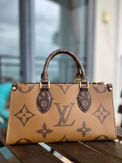 (Category: ) located in . Submitted by lastthriftbag (Listing ID 1413903979, Image 1). Description: .