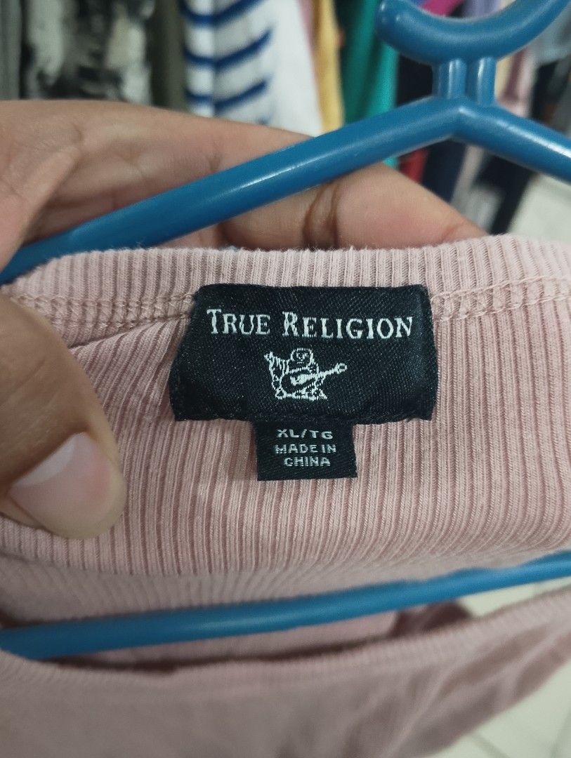 True Religion Sleeveless Shirt (Category: Shirts) located in Tacloban City. Submitted by sololooters (Listing ID 1414012817, Image 3). Description: 📥📥📥.