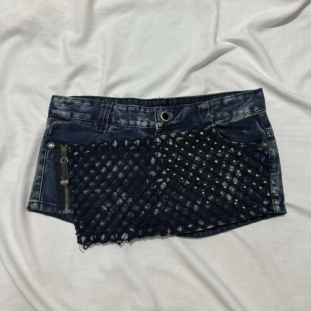 Vintage Denim Studded Fishnet Detailing Distressed Micro Skort # y2k 2000s alt grunge punk gyaru d.i.a (Category: Shorts) located in Balanga. Submitted by grotesque (Listing ID 1413958740, Image 1). Description: * In great condition, no flaws. Labeled a size large. * Measurements laying flat ↯ Waist: 16 (x2) inches Length: 9 “ ⫘⫘⫘⫘⫘⫘⫘⫘⫘⫘⫘⫘⫘⫘⫘⫘⫘⫘⫘⫘⫘⫘ MOP ➳ GCash / Bank transfer / PayMaya MOD / Courier ➳ J&T Express .