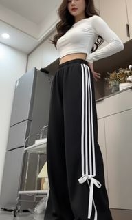 (Category: ) located in . Submitted by kfashionsg (Listing ID 1413861099, Image 1). Description: .
