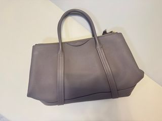 （分類：）位於 。 由 cleopatral390 提交（商品編號 1414170927，圖片 1）。簡介： 。