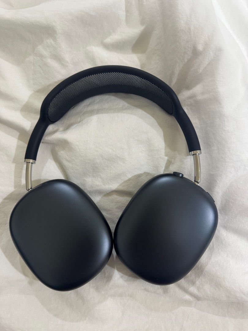 Apple AirPods Max (USB-C) – Model A3184 - Midnight Blue (Category: Headphones & Headsets) located in Manila. Submitted by minagelie (Listing ID 1414177670, Image 1). Description: Condition: Very Good • Fully functional • Well maintained • Ear cups & headband in good shape • Case has light fabric marks inside from normal storage (purely cosmetic) Details: • USB-C charging (newer version) • Active Noise Cancellation & Transparency Mode • Spatial Au