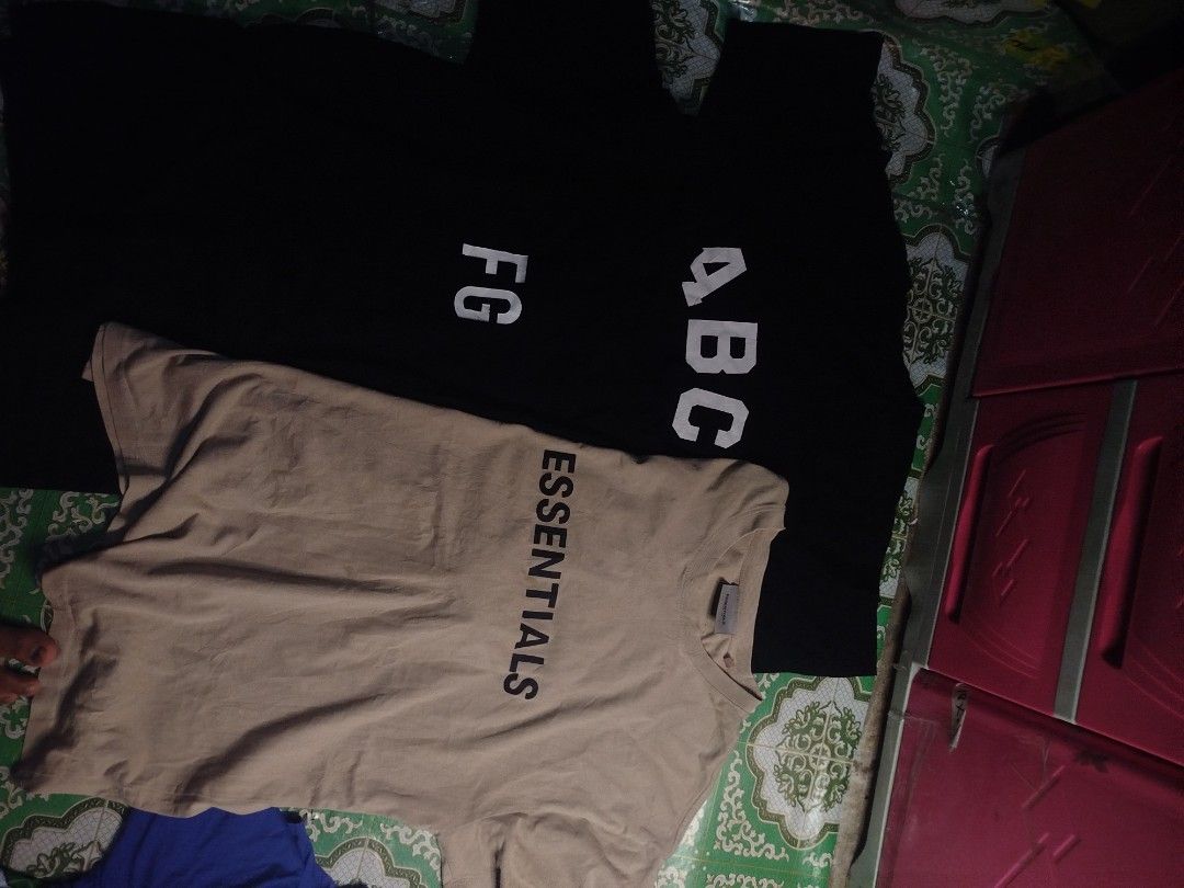 Assorted Branded T-shirts and Jackets (Category: Tshirts & Polo Shirts ) located in Meycauayan. Submitted by federicnar82127 (Listing ID 1414106690, Image 2). Description: aspack na mga boss .