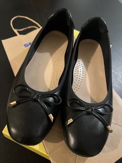 (Category: ) located in . Submitted by declutter.makati (Listing ID 1414197966, Image 1). Description: .