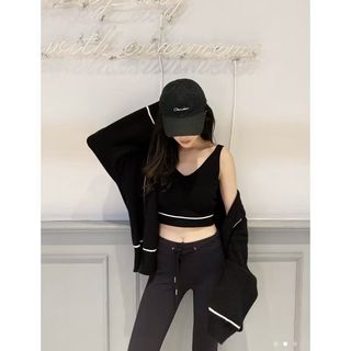 由 rin__ir (刊登 ID 1414133330，圖片 1) 提交，位於 的 (類別：)，說明：。