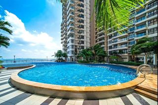 (Category: ) located in . Submitted by treasurescove (Listing ID 1414164612, Image 1). Description: .