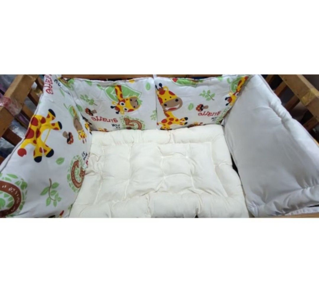 Crib Bumper Foam (Category: Cots & Cribs) located in Los Banos. Submitted by issay1 (Listing ID 1414196952, Image 1). Description: REVERSIBLE Crib Bumper for 24x36inches crib size -washable crib bumper 4corners -Size/dimension: 7-24MONTHS 24X36X(15 INCHES HEIGHT) original price- 750 pesos -white color with giraffe design -makapal at matibay ang foam.