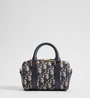 (Category: ) located in . Submitted by crazeinclothes (Listing ID 1414126009, Image 1). Description: .