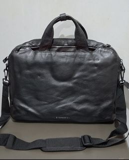 (Category: ) located in . Submitted by moonthrifting (Listing ID 1414106972, Image 1). Description: .