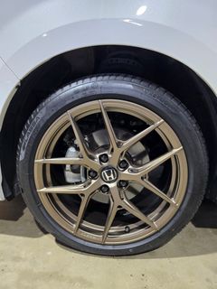 (Category: ) located in . Submitted by hybrid_tyres-ev_tyres (Listing ID 1408031744, Image 1). Description: .
