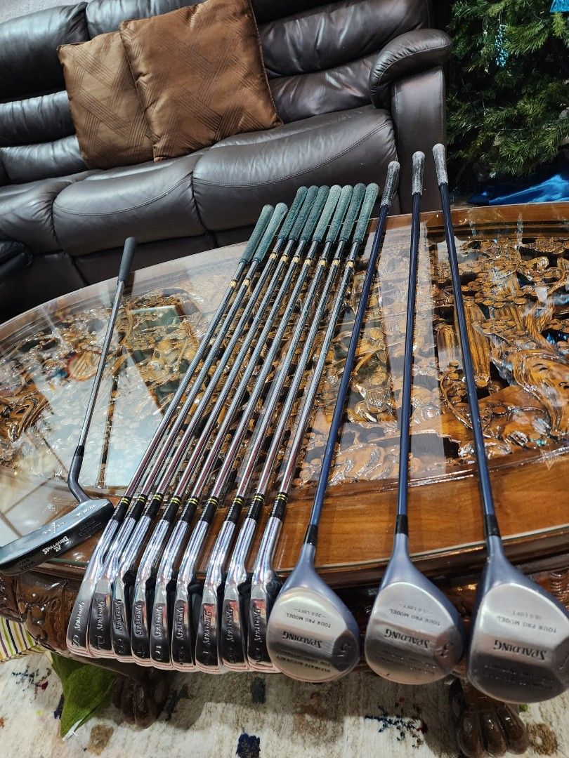 Golf Spalding Set (Category: Golf) located in Paranaque City. Submitted by manilagolfmarket (Listing ID 1414104685, Image 2). Description: For Sale Spalding Set *Spalding Legacy steel shaft irons *Spalding woods and driver. *Spalding bag included for only 7.3k pick up Bf Paranaque free shipping within MM..