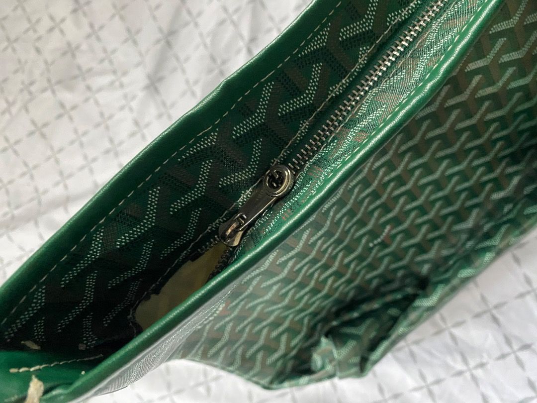 Goyard Boheme Hobo bag (Category: Luxury Bags & Wallets) located in Quezon City. Submitted by jmgordona (Listing ID 1414150679, Image 2). Description: Goyard Boheme Hobo bag in green Goyardine canvas with palladium hardware. It features a green leather shoulder strap and trim. The top zipper opens to a natural canvas interior Rarely used Its handle needs stitching on the side Loc: KATIPUNAN QUEZON CITY.