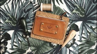 （分類：）位於 。 由 MTP.Leather 提交（商品編號 1414217339，圖片 1）。簡介： 。
