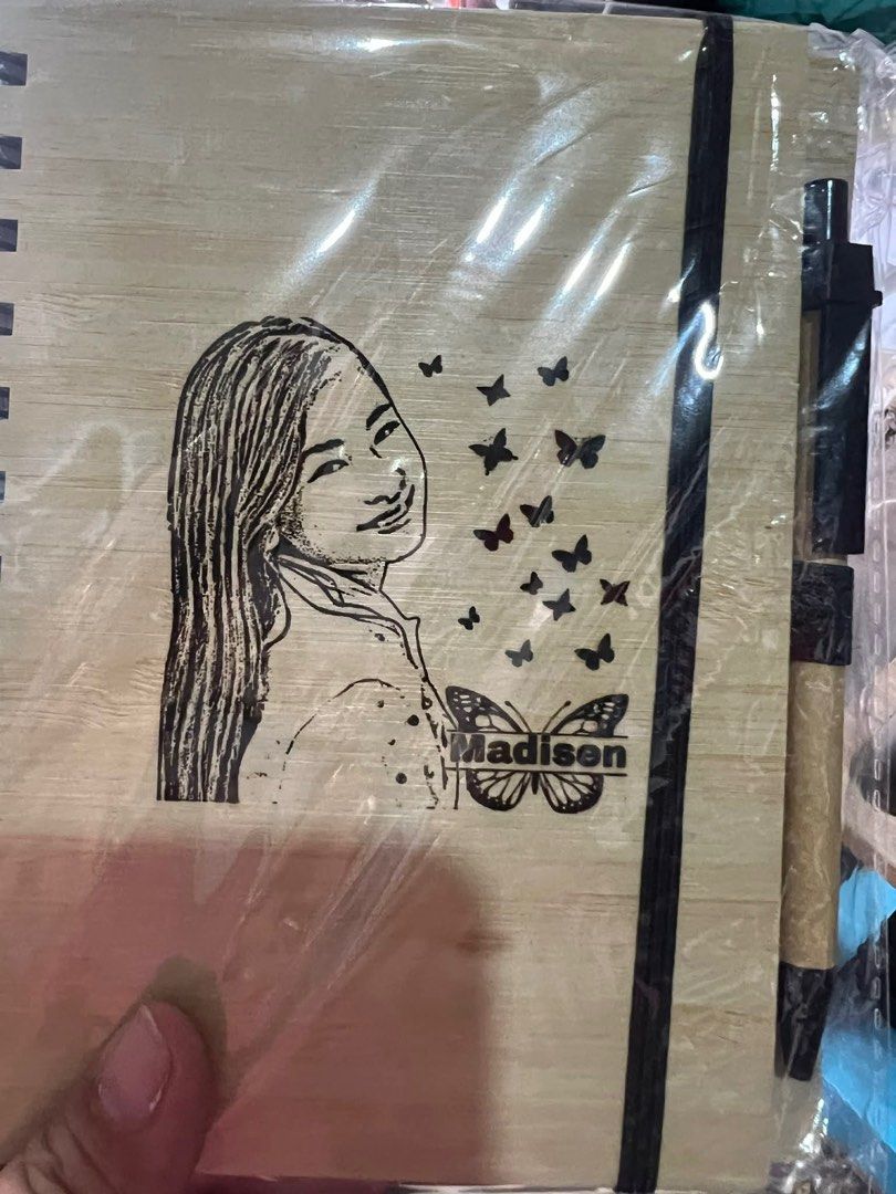 Hi Friends! Customized Wooden Notebook (Category: Stationery & School Supplies) located in Caloocan City. Submitted by B.DeclutteRED (Listing ID 1414211147, Image 3). Description: Customized Notebook 🤍 Pwede pang give away and pang gift super cuteee!! 300 each only!! if 10pcs up 280 nalanggg hihi.