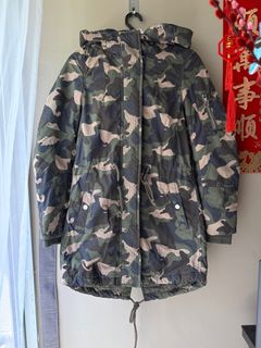 (Category: ) located in . Submitted by hong.5878 (Listing ID 1414129262, Image 1). Description: .