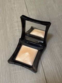 （分類：）位於 。 由 bloomingmari 提交（商品編號 1414221758，圖片 1）。簡介： 。