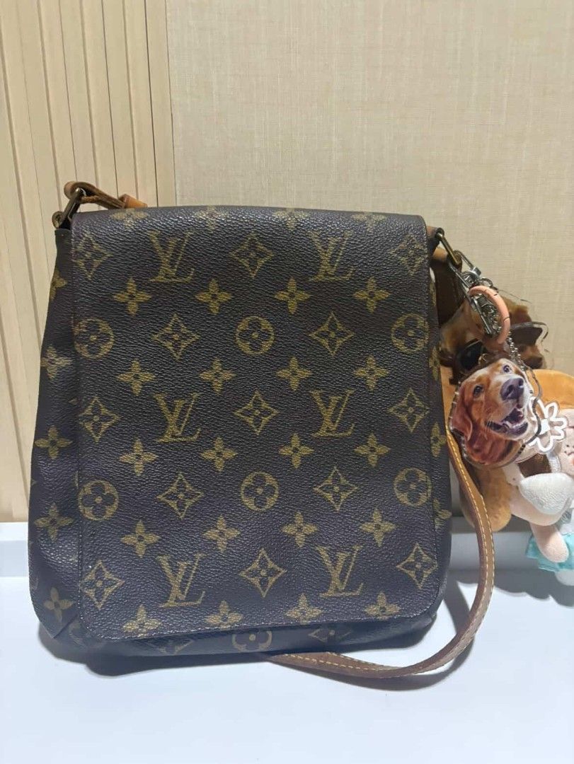 Louis Vuitton Musette Salsa PM (Category: Luxury Bags & Wallets) located in Calamba. Submitted by xoxodebra (Listing ID 1414207836, Image 2). Description: ❕ REPRICED! From 12k to 7,500! Helping a friend sell her things! Repriced cause she needs money. - Authentic Louis Vuitton shoulder bag - Flap closure with gold-tone button - Brown leather strap - Spacious interior Issues: - Minor wear on leather strap - Ink stains on the inside of bag MOP: Cas