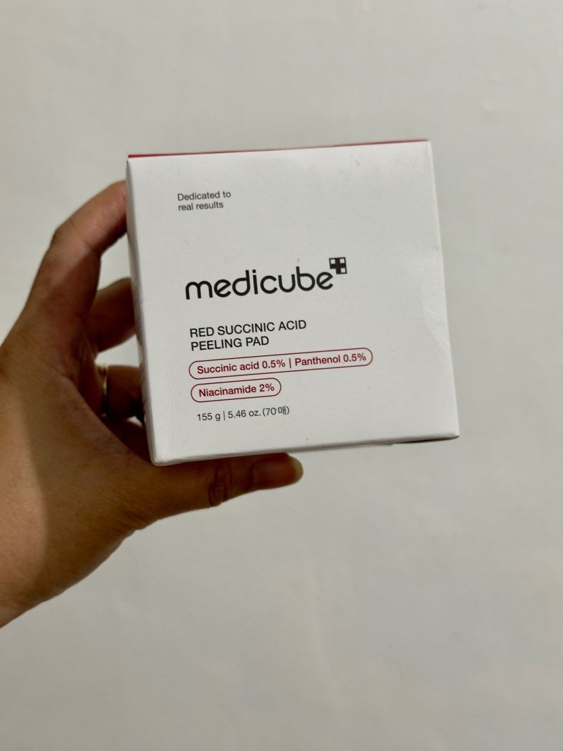 Medicube Red succinic toner pad (Category: Face Care) located in Rizal. Submitted by yham009 (Listing ID 1414240337, Image 1). Description: Guaranteed Authentic and money back brand new and onhand you can also visit our IG @KBEAUTESKIN original price is 800+ selling low because I have duplicates I gave discounts to bundle other skincare .