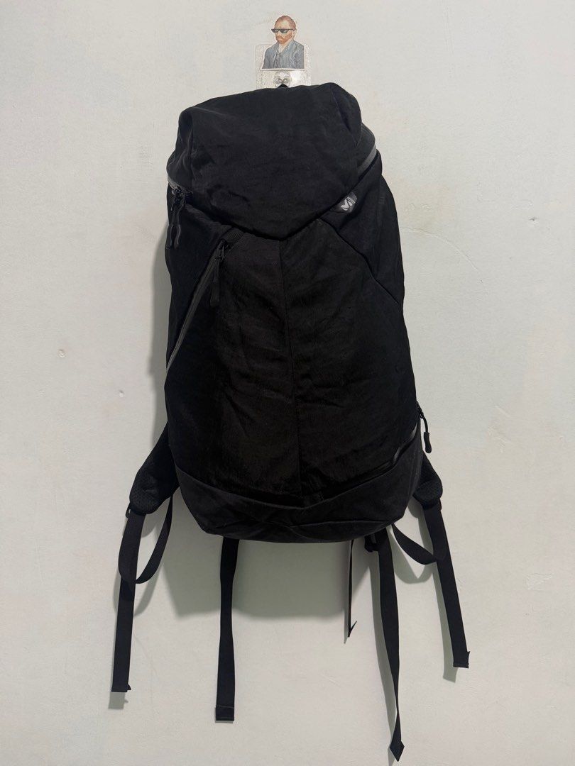 Millet Black Backpack (Category: Backpacks) located in Sorsogon. Submitted by jovert_23alviz (Listing ID 1414127996, Image 1). Description: Excellent condition Pm for other details Nonissue 23Litters.