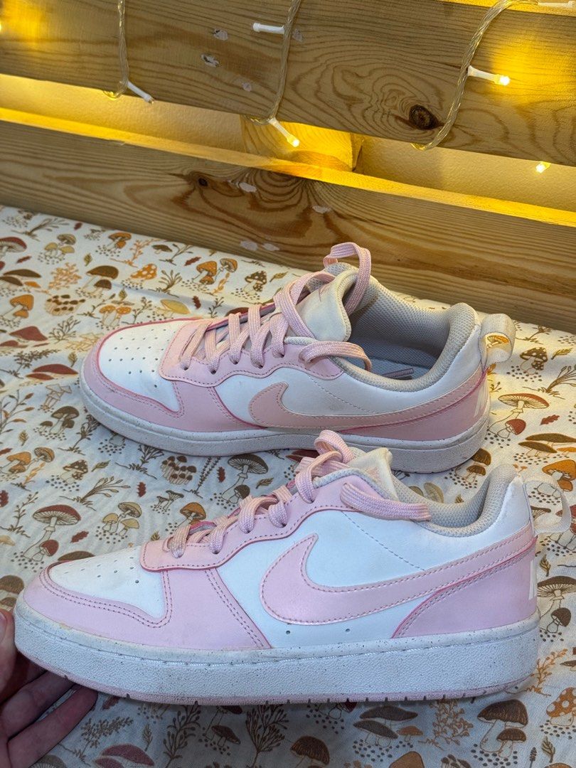 Nike Court Borough Low Recraft (Category: Sneakers) located in Cebu City. Submitted by d.cluttering (Listing ID 1414115521, Image 2). Description: Worn once. Like New. Fits Women 8/8.5 Nike Court Borough Low Recraft GS – Pink / White Description: Original Nike Court Borough Low Recraft ✔️ Authentic ✔️ Size: US 6 on tag but Fits Women 8/8.5 ✔️ Lightly used, well kept ✔️ Clean inside & out ✔️ No tears or sole separation Color: White / Soft Pink Sel