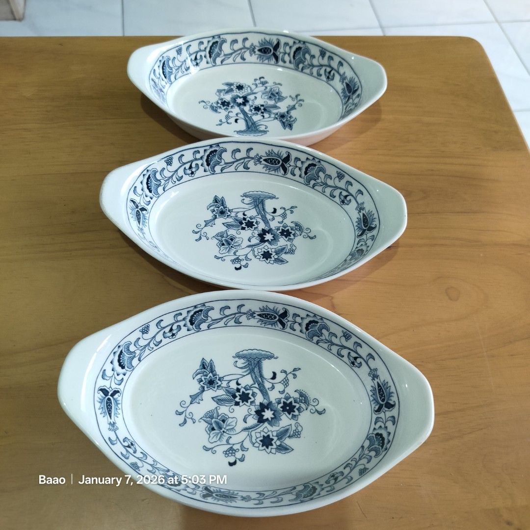 NIKKO BLUE DANUBE LASAGNA BOWLS (Category: Dinnerware & Cutlery) located in Baao. Submitted by all.things.japan (Listing ID 1414166775, Image 3). Description: NIKKO BLUE DANUBE LASAGNA PLATES (Set of 3) ✅ VGC,In pristine condition ✅ Oven & Microwave safe ✅ Japan Surplus P565.00 All Add Sf Dimensíons (in inches): 8.0 x 5.0 x 1.25 (h) Comment Mine or DM for order MOP: GCash/LBP/Maya Please note that colors may vary due to lighting condition and cam