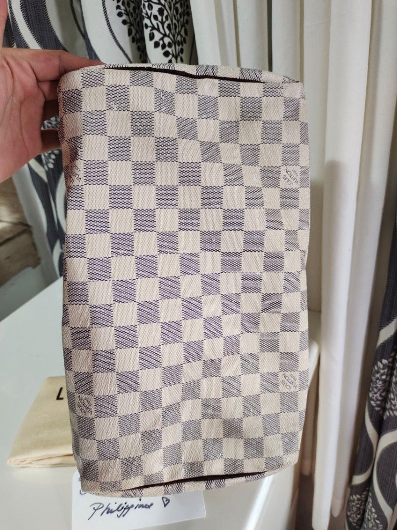 orig.project Lv azur speedy 30 (Category: Luxury Bags & Wallets) located in Tagum. Submitted by janmarion049706 (Listing ID 1414125998, Image 2). Description: PROJECT PROJECT need na ipaayos maraming flaws may mga dirt sa loob Bawal sa maselan Dustbag not included.