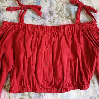 (Category: ) located in . Submitted by yippeepreloved (Listing ID 1414082093, Image 1). Description: .
