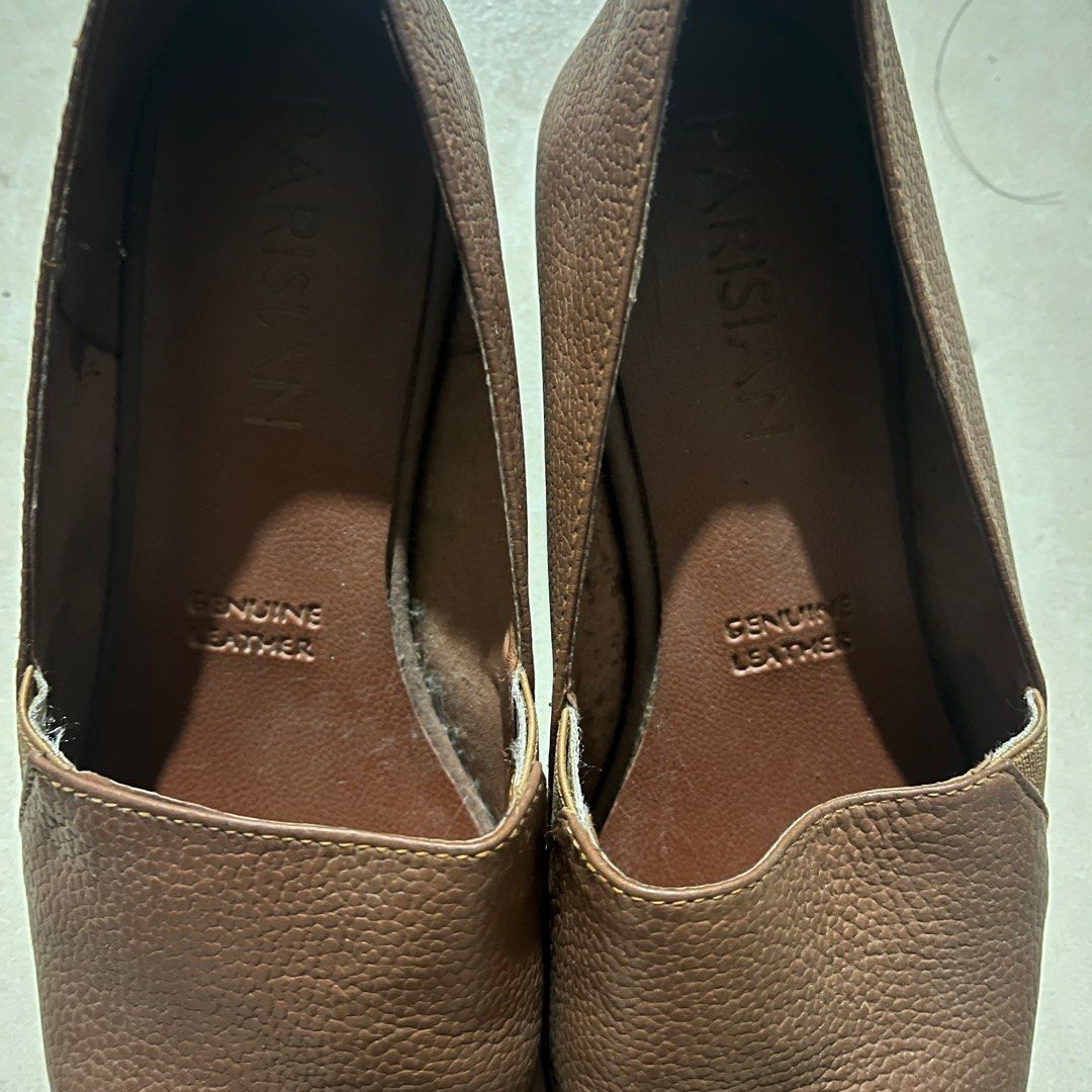 Parisian Genuine Leather Loafers (Category: Loafers) located in Quezon City. Submitted by kaleidoscloset (Listing ID 1414208307, Image 3). Description: help me declutter! selling my preloved Parisian leather heel loafers for only ₱350 perfect for business and smart casual wear only used a few times, still in good condition :-).