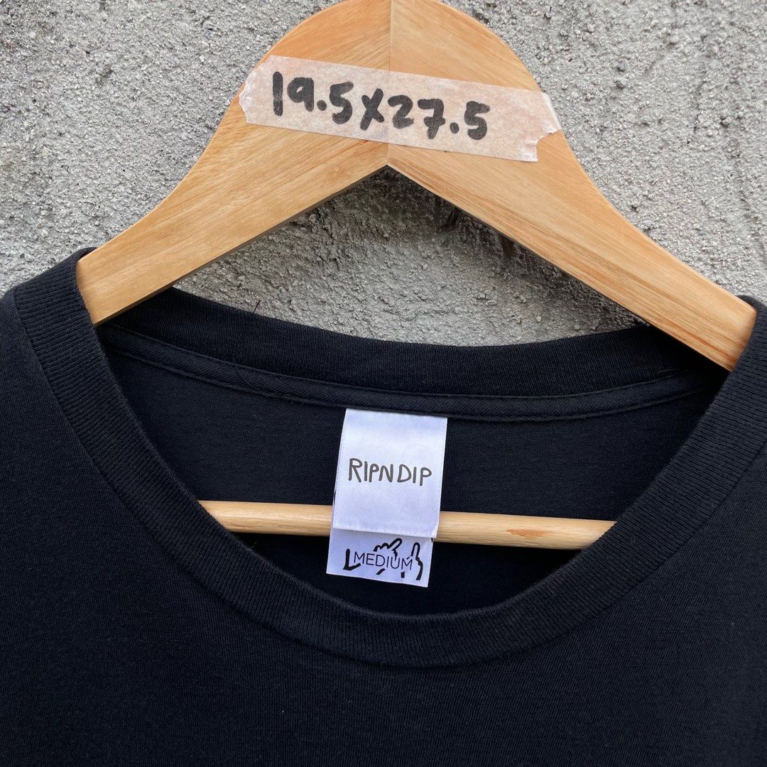 Rip N Dip Hang in there Tee (Category: Activewear) located in Tarlac. Submitted by thrift2tarlac (Listing ID 1414080481, Image 2). Description: Very good condition Fresh from hongkong box Authentic / Legit 💯 Size on tag: M No issue Width: 19.5 Length: 27.5 Disclaimer: Color may vary due to lighting‼️ J&T courier 🚚 📍Tarlac City .