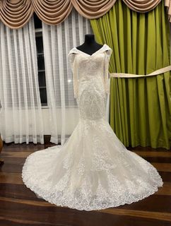 (Category: ) located in . Submitted by thriftmatch (Listing ID 1414154975, Image 1). Description: .