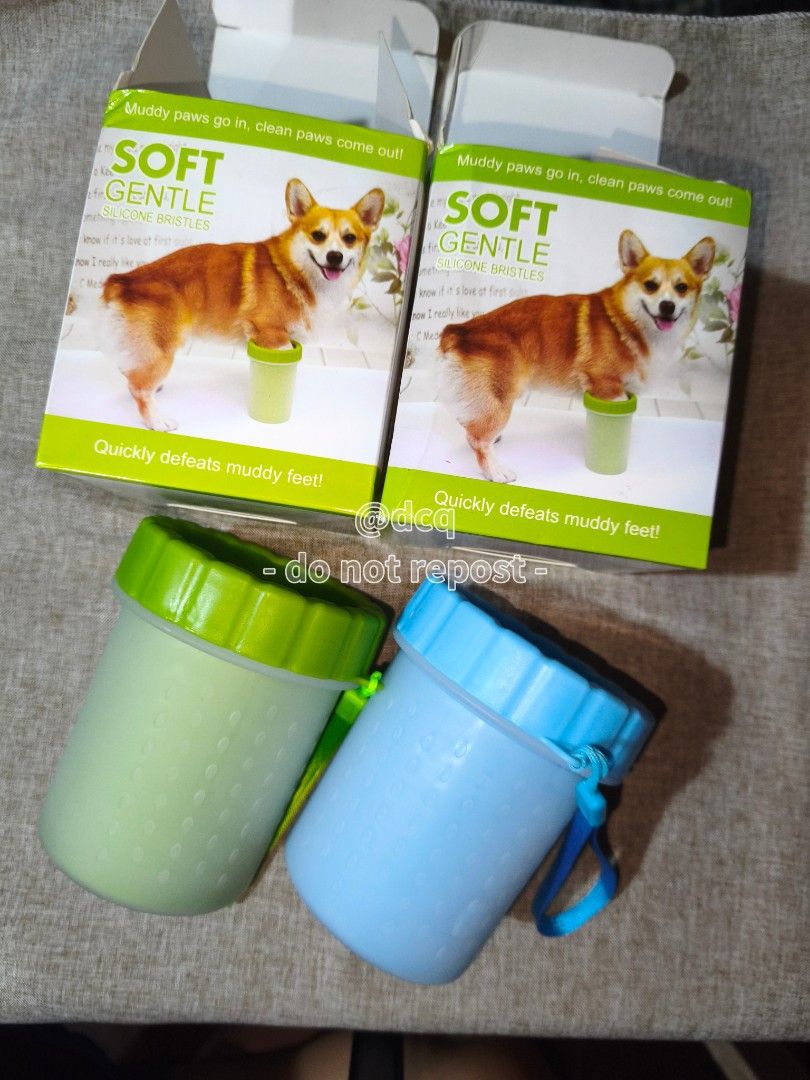Soft Gentle Silicone Bristles Paw Cleaner (Category: Homes & Other Pet Accessories) located in Quezon City. Submitted by Declutteru_QC (Listing ID 1400884325, Image 3). Description: - Soft Gentle Paw Cleaner for dogs / cats - Features soft silicone bristles. - Gently removes mud and dirt. -Available in blue and green.(100 each) -9x7x11cm size.