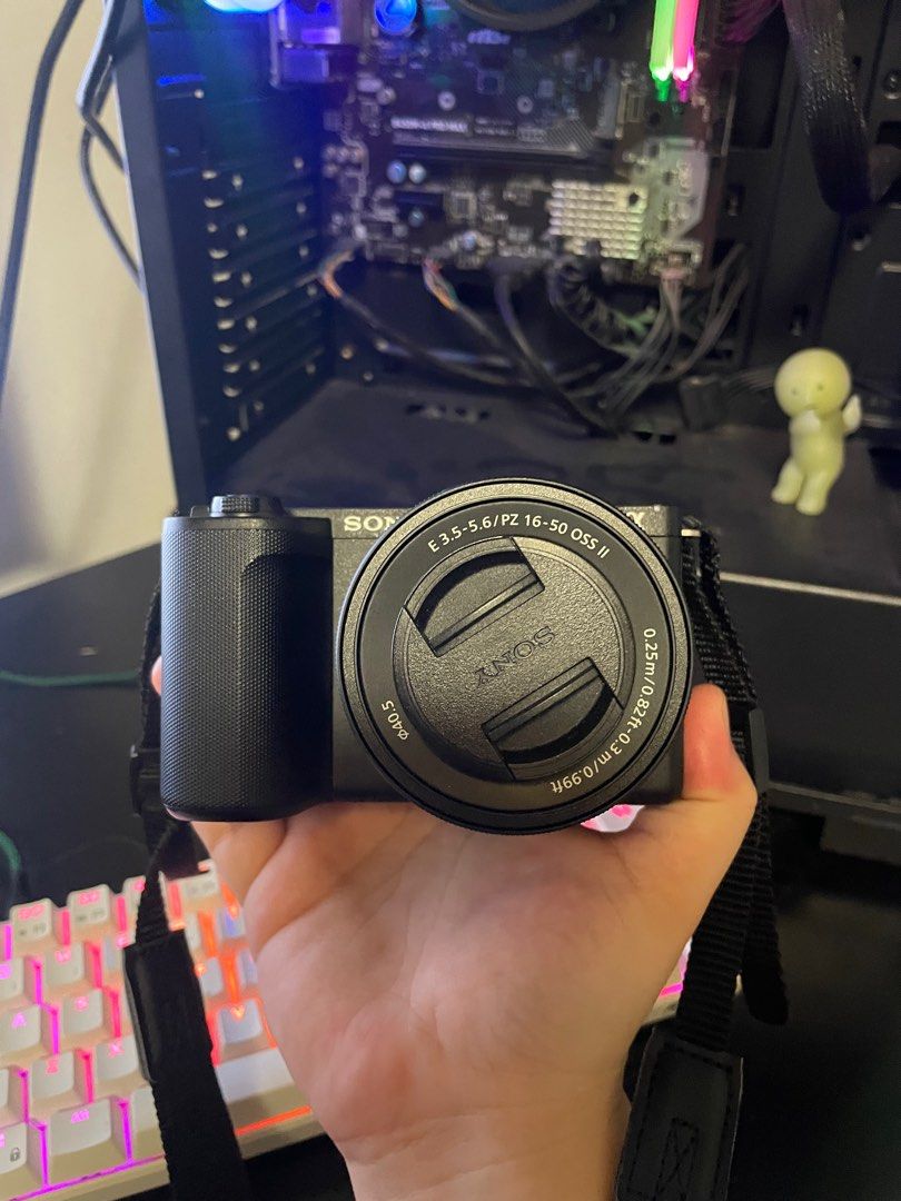 Sony ZV-E10 II Camera with Kit Lens (Category: Cameras) located in Quezon City. Submitted by ociio (Listing ID 1414224684, Image 1). Description: free bag, lens protector, screen protector RFS: Wanted DJI cam instead.