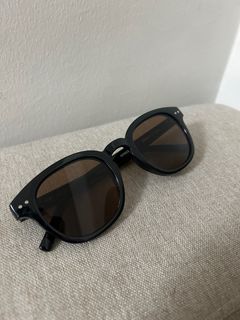 (Category: ) located in . Submitted by lamode.vintage (Listing ID 1414158954, Image 1). Description: .