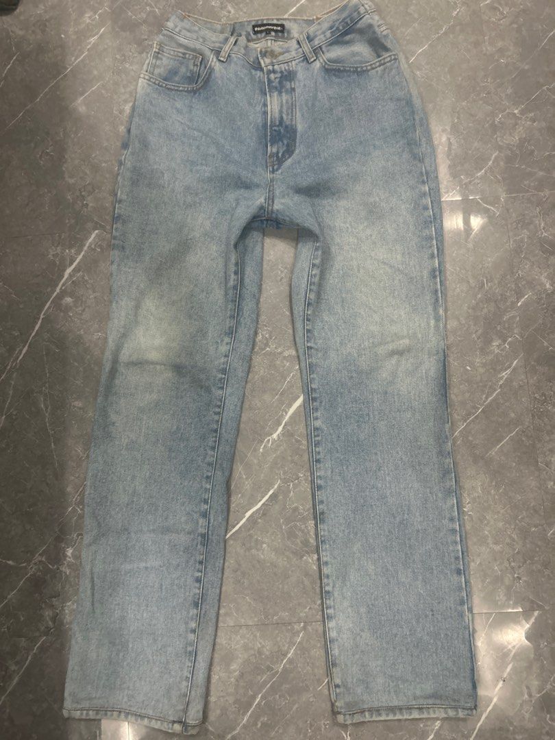 thisisneverthat Light Wash Baggy Straight Jeans (Category: Jeans) located in Cavite. Submitted by opton4 (Listing ID 1414144608, Image 2). Description: Waist Altered to 29 but can be unaltered back to original size (L) Leg Opening 7.5 Rise 14.5 Length 42.