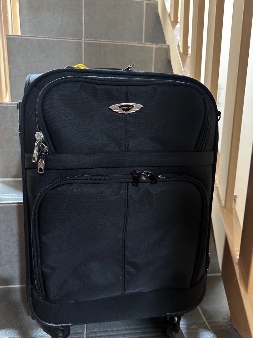 Urban Black Luggage (Category: Luggage) located in Quezon City. Submitted by shaizerp (Listing ID 1414170024, Image 1). Description: - bought it at SM Sta. Mesa - used once only - 20inches - quezon city area.