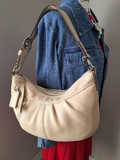 (Category: ) located in . Submitted by byjulietvintage (Listing ID 1414135491, Image 1). Description: .