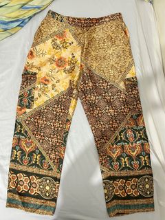 (Category: ) located in . Submitted by preluve.wear (Listing ID 1414213867, Image 1). Description: .