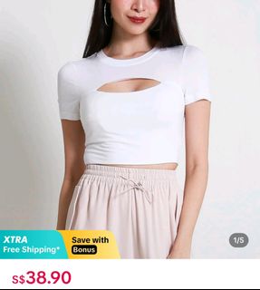 (Category: ) located in . Submitted by wardrobe_disaster (Listing ID 1414418388, Image 1). Description: .